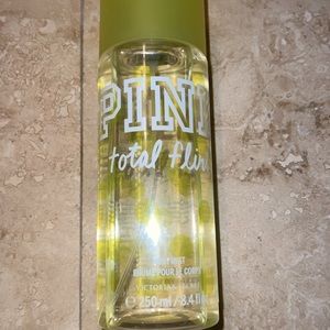 Pink Total Flirt Spray